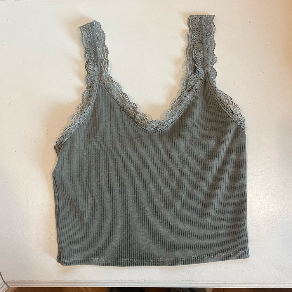 CUTE GREEN AE CROPPED TANK TOP 💚
